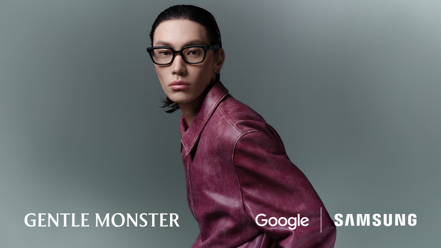 Model wearing Samsung Intelligent Eyewear in a black Gentle Monster frame